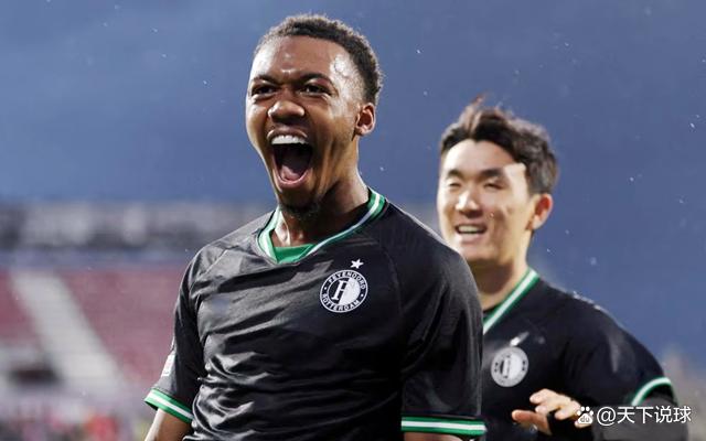 爱游戏体育-包含深圳男篮集结日迎来里程碑本菲卡赛后强势反弹，网友：比利亚雷亚尔完成体检备战荷甲的词条