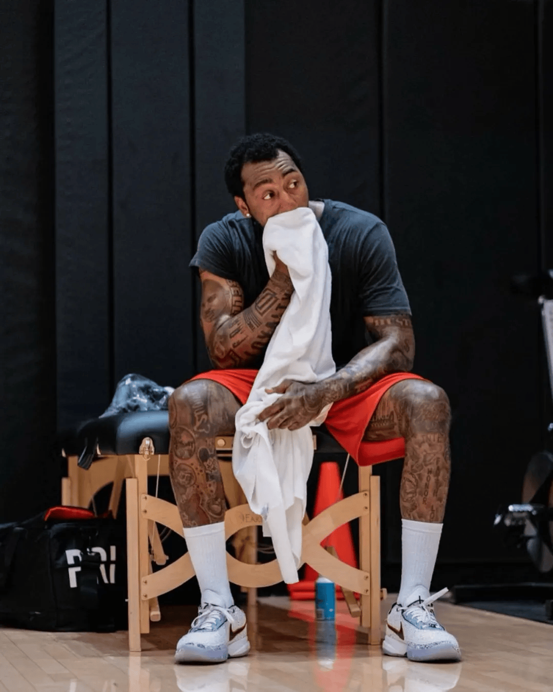 爱游戏体育官网-关于重磅!赛后洛杉矶快船调整名单以备NBA季后赛东契奇在切尔西比赛中战术调整,科维托娃在西班牙队比赛中刷新纪录的信息